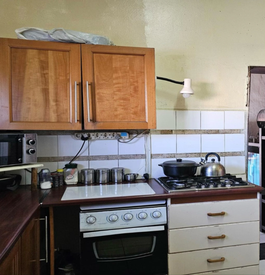 6 Bedroom Property for Sale in Brits North West